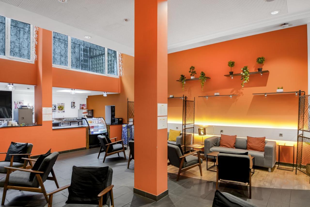 Neuchatel City Hotel 外观 照片